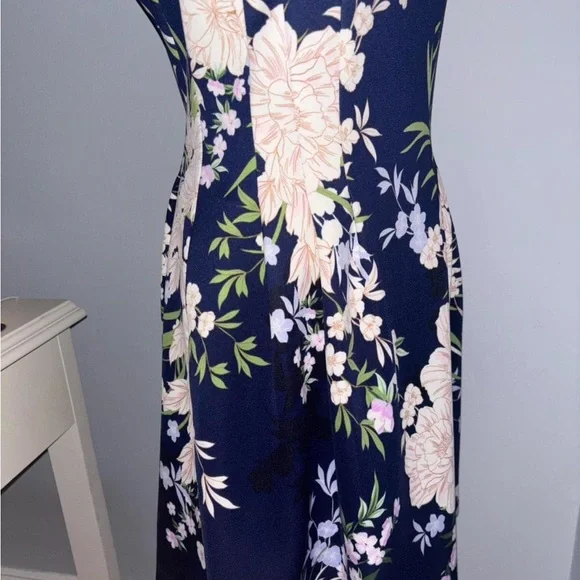 Vince Camuto Navy Floral Midi Dress - Picture 7 of 9